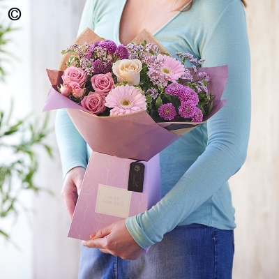 Mother’s Day Pastel Gift Box