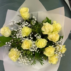 Divine Dozen White Roses